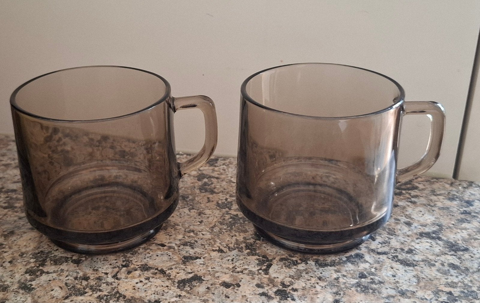 2 Vintage Moccona Douwe Egberts glazen met oor, Ophalen of Verzenden