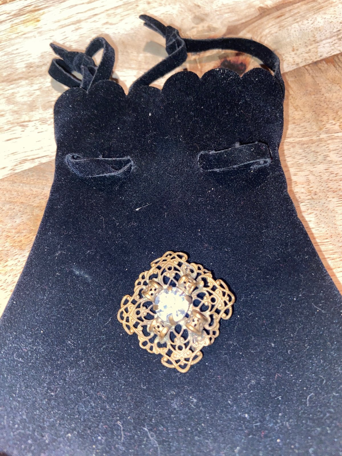 Broche, Verzenden, Zo goed als nieuw, Transport