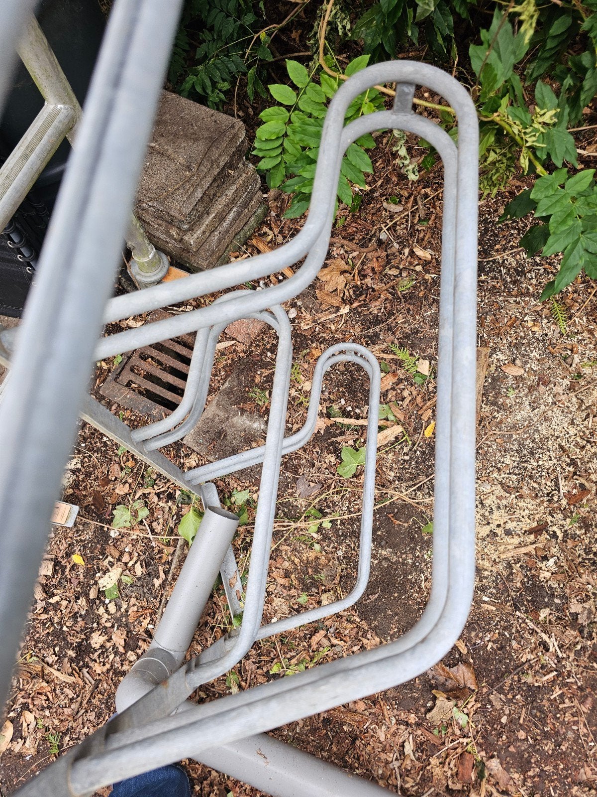 Gebruikt fietsenrek voor 6 fietsen, Ophalen
