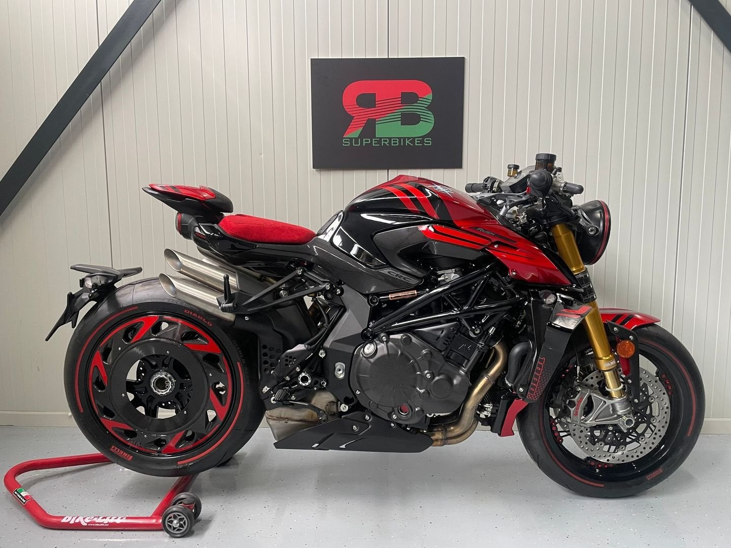 MV AGUSTA RUSH 1000 (bj 2025) 5 km, 4 cilinders, Motorrijbewijs A, Bedrijf, Onbekend