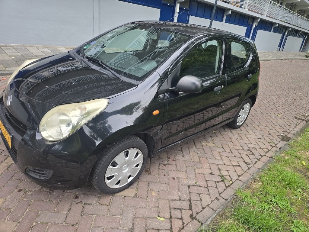 Suzuki Alto 1.0 2010 Zwart (zeer zuinig), Voorwielaandrijving, 200 kg, 4 stoelen, Handgeschakeld