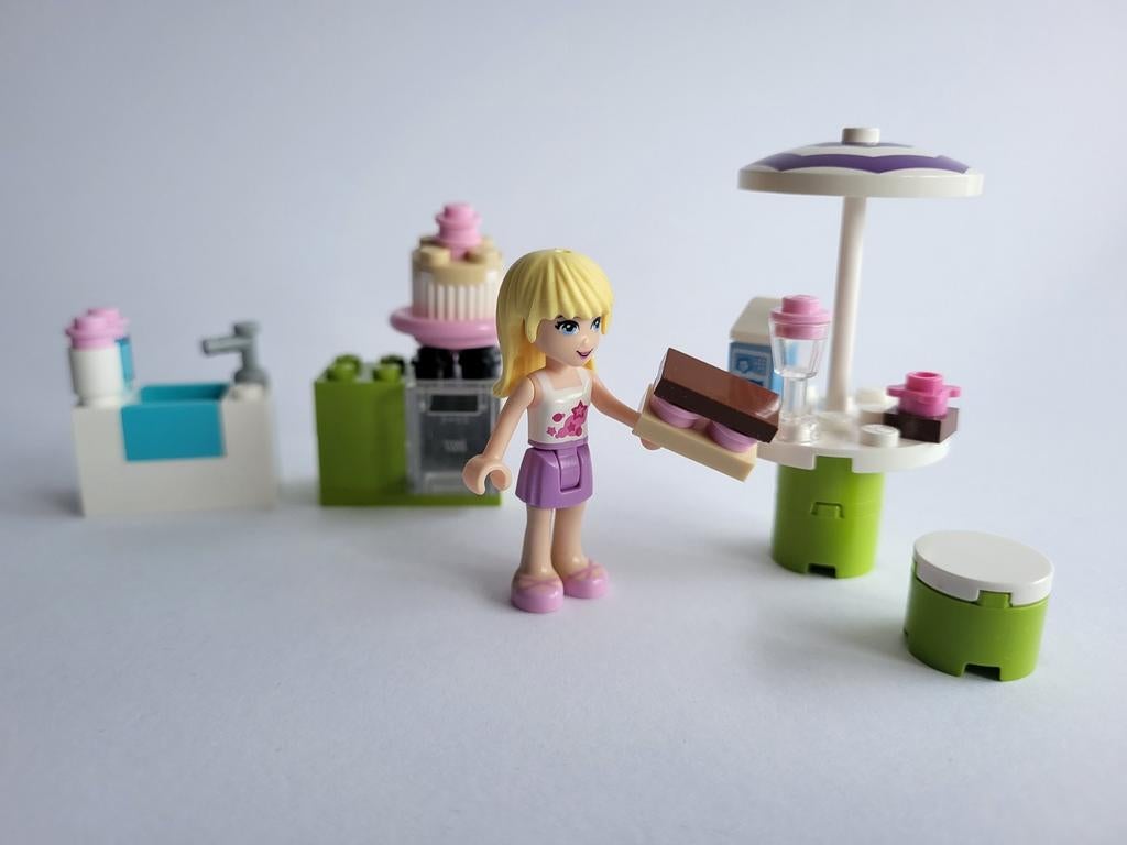 LEGO Friends Stephanie's Buitenkeuken - 3930, Ophalen of Verzenden, Zo goed als nieuw, Complete set, Lego