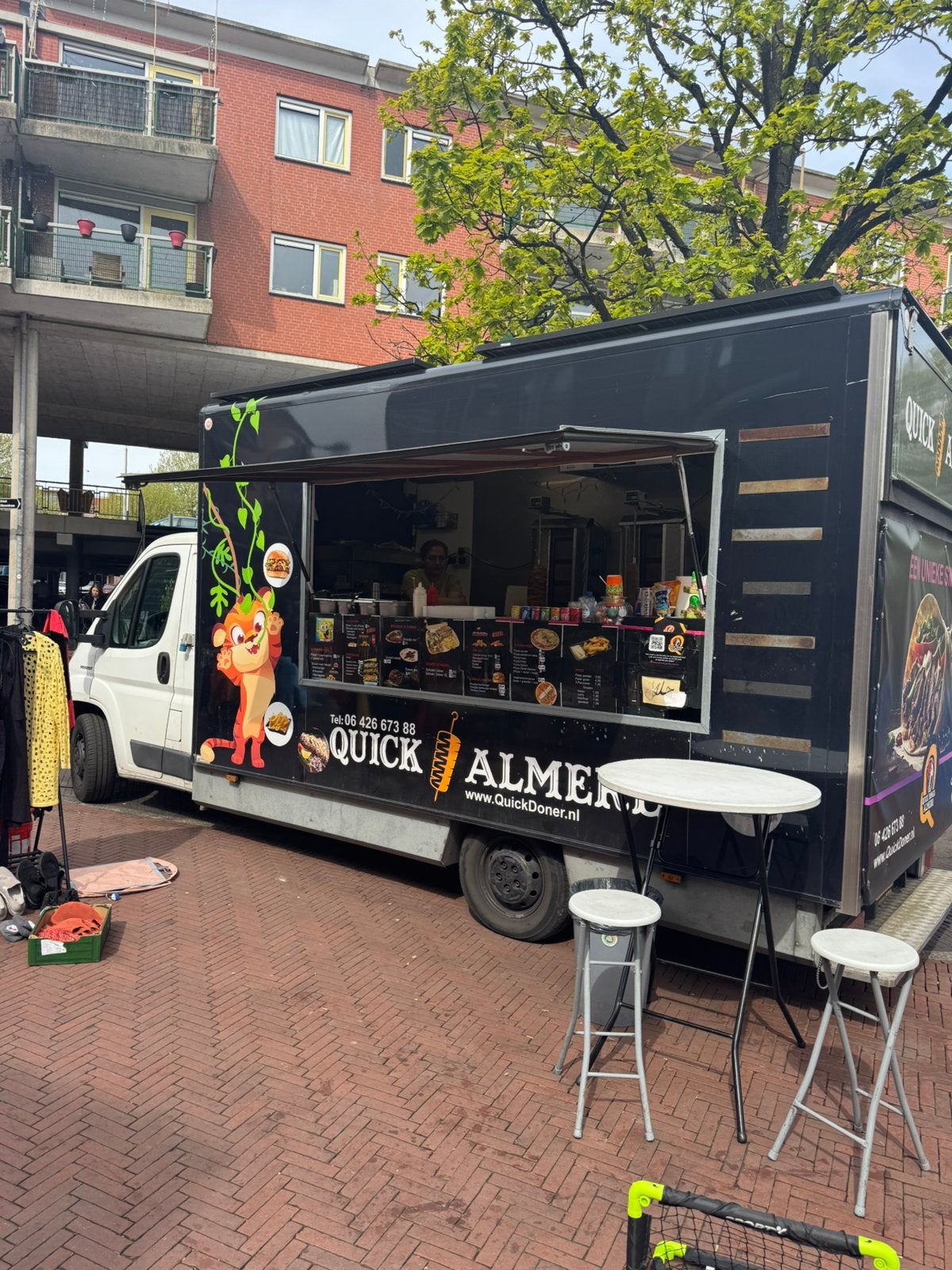 Foodtruck Peugot Wit, Ophalen