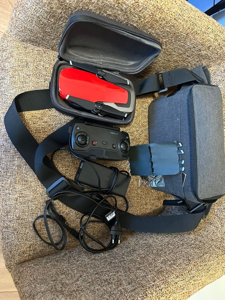 DJI Mavic air, 250 tot 900 gram, Cameradrone, Zo goed als nieuw, DJI