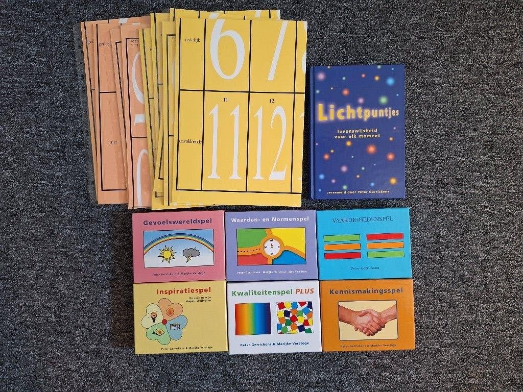 Peter Gerrickens 6 Sets + Inspiratieboek + scorevellen, Ophalen of Verzenden, Zo goed als nieuw, Spiritualiteit algemeen, Overige typen