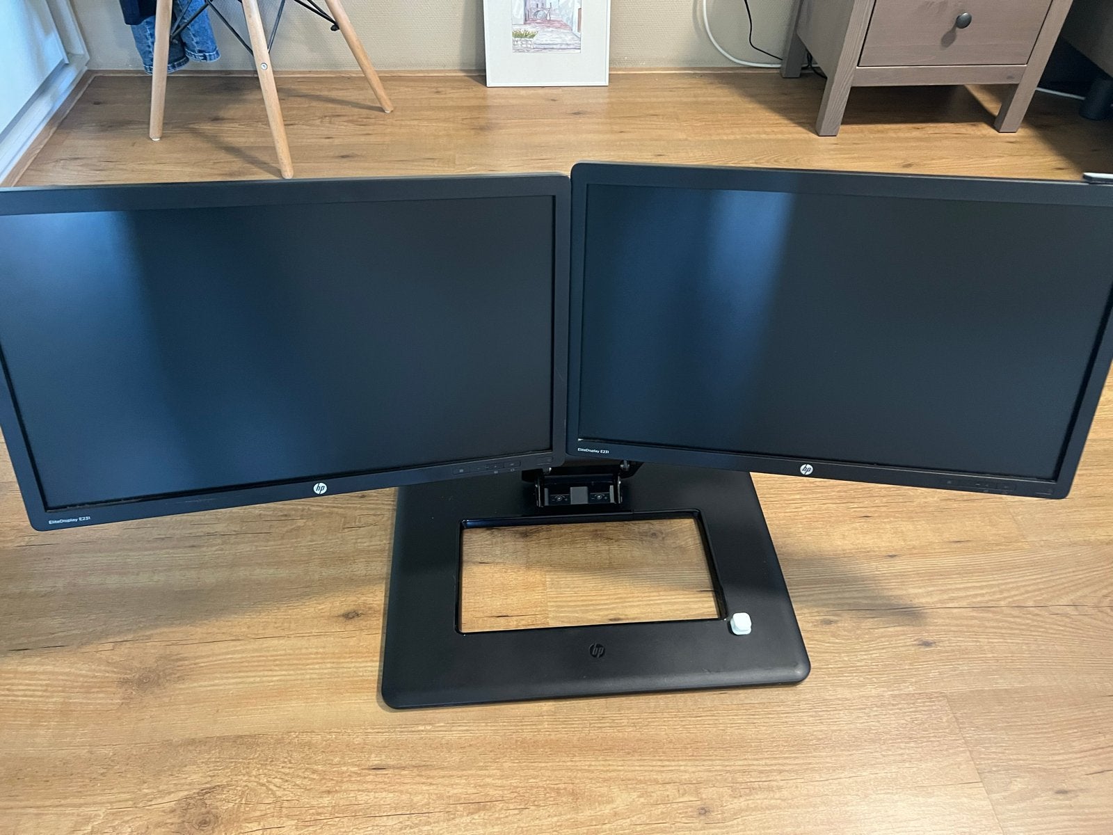 2x HP EliteDisplay E231 23" monitor + HP dubbele standaard, Computers en Software, Ophalen, Gebruikt, In hoogte verstelbaar, Full HD