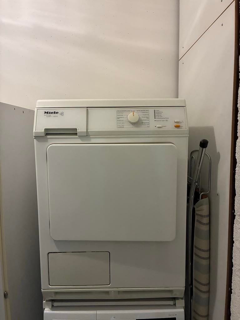 Miele SoftCare System T4223C Condensdroger, 6 tot 8 kg, Gebruikt, Ophalen of Verzenden, Voorlader