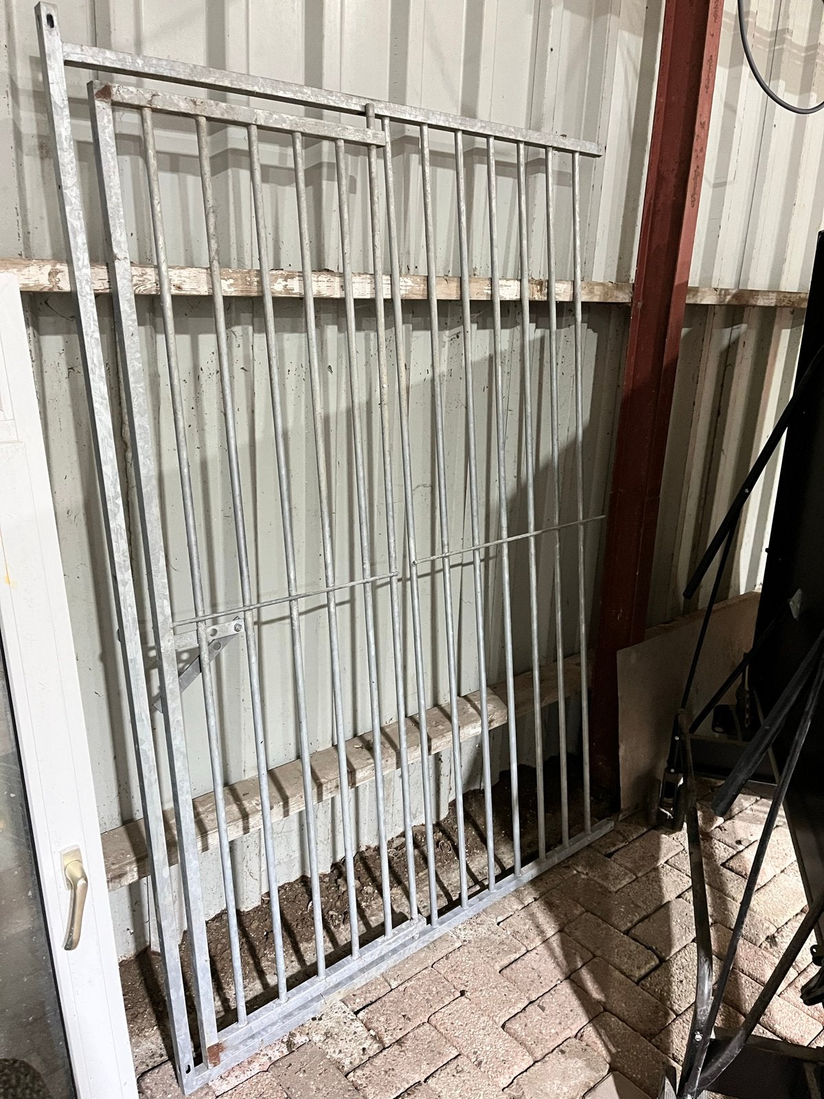 Hekwerk met deur voor hond of erf/ hondenkennel / hondenren, Ophalen, Gebruikt, IJzer, Sierhekwerk