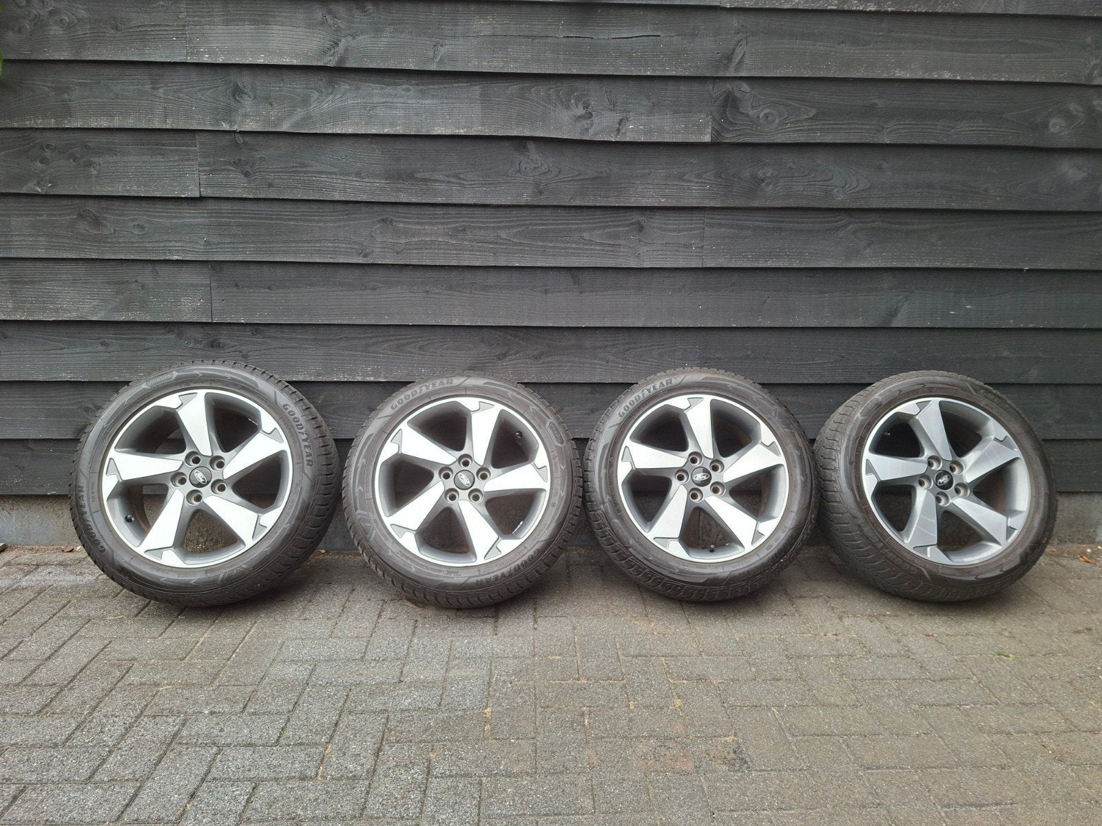 17 inch 5x108 orginele Ford velgen met banden, Ophalen, 215 mm, Banden en Velgen, 17 inch