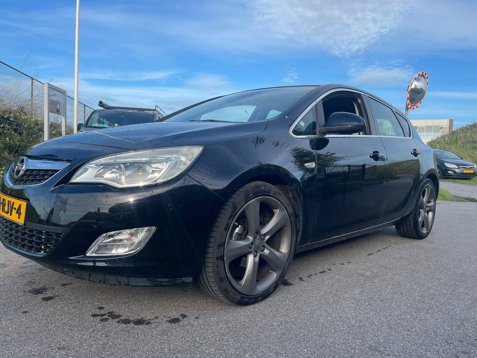 Opel Astra 1.4 Turbo Ecotec 103KW 5-D stoel/stuur verwarming, Voorwielaandrijving, Euro 5, 4 cilinders, Zwart