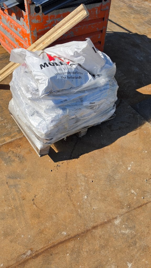50mm Betonnen Stelblokjes met Clip – 9 zakken, Ophalen, Nieuw, 50 tot 100 mm