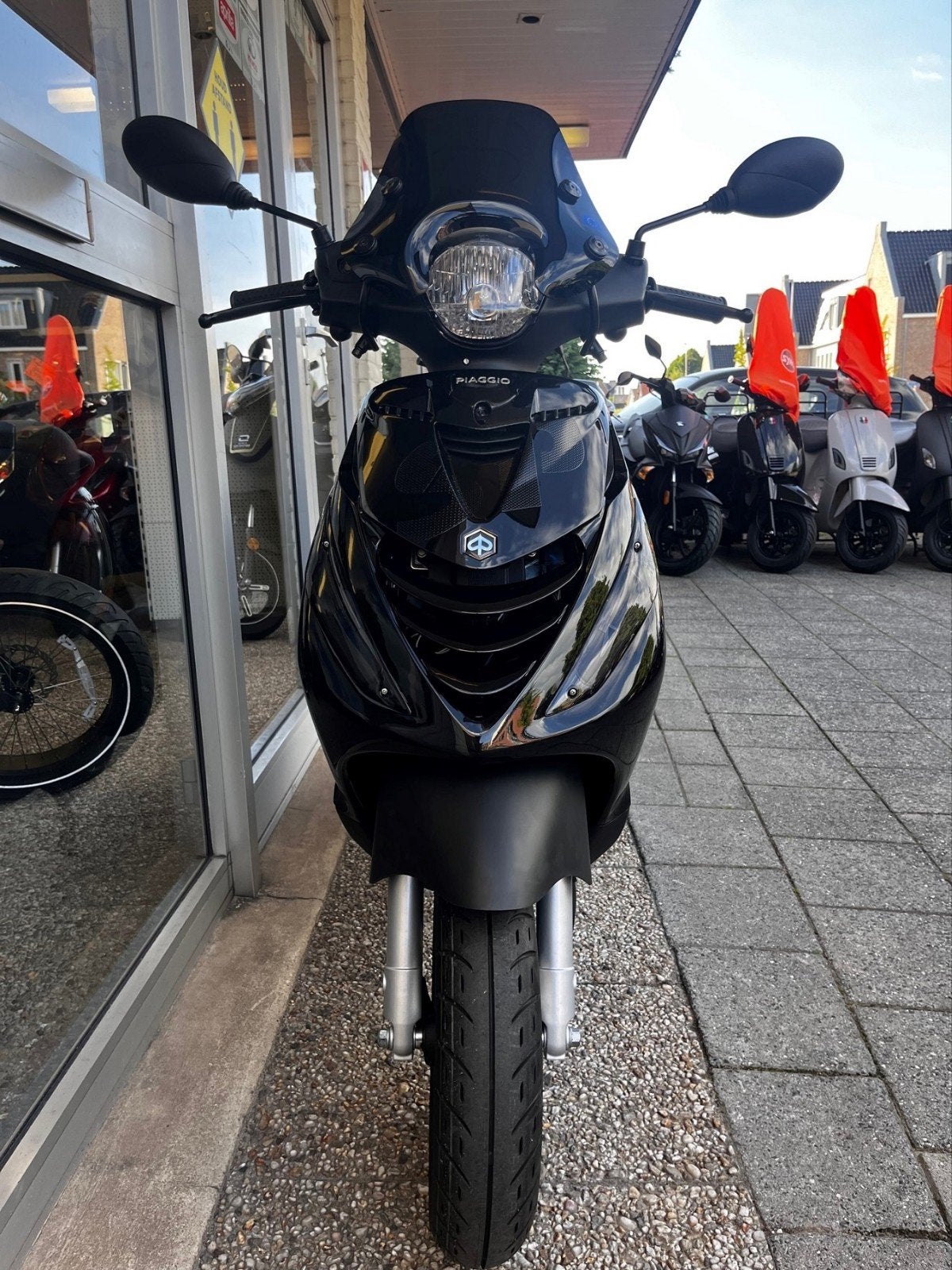 GEZOCHT: Piaggio Zip 50cc / 80cc, Fietsen en Brommers, Scooters | Piaggio, Ophalen of Verzenden, Zo goed als nieuw, Benzine, Zip
