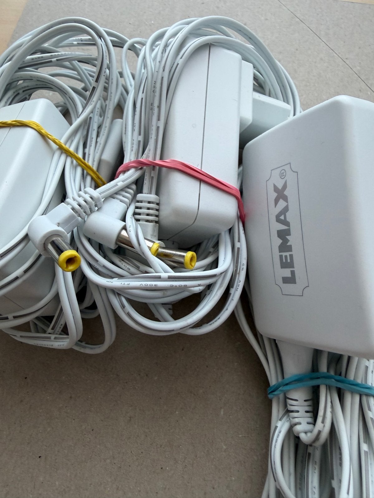 Partij Lemax adapters - 11 stuks, Diversen, Kerst, Ophalen of Verzenden, Zo goed als nieuw