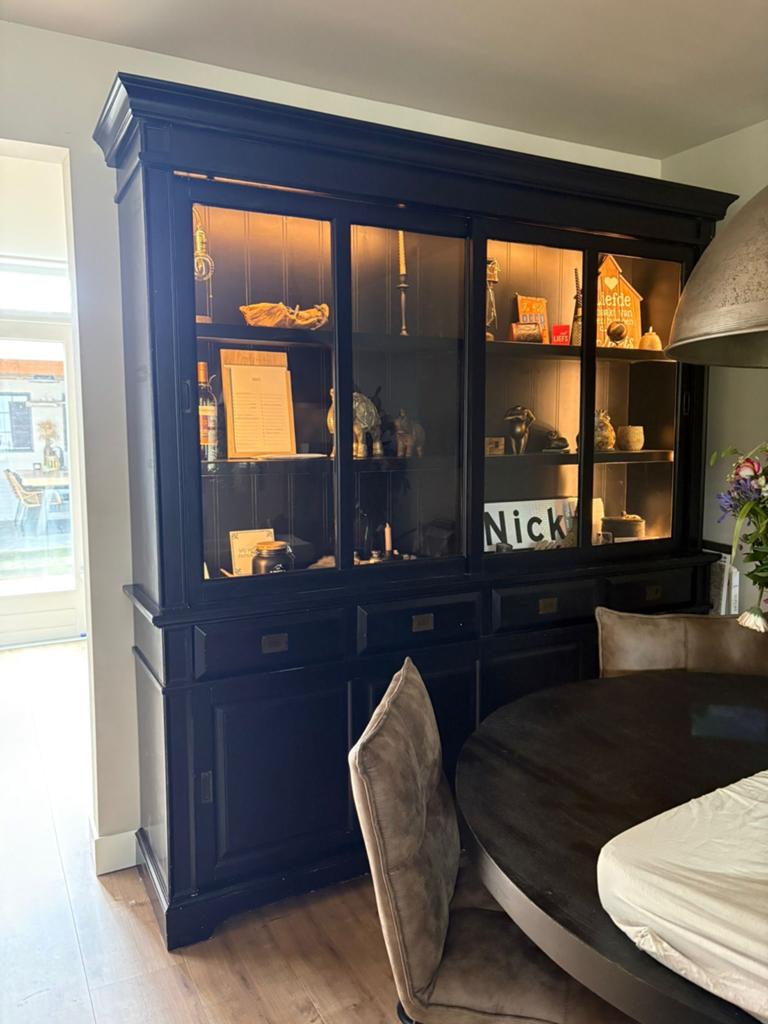 buffetkast met verlichting, 200 cm of meer, 150 tot 200 cm, Ophalen of Verzenden, Zo goed als nieuw