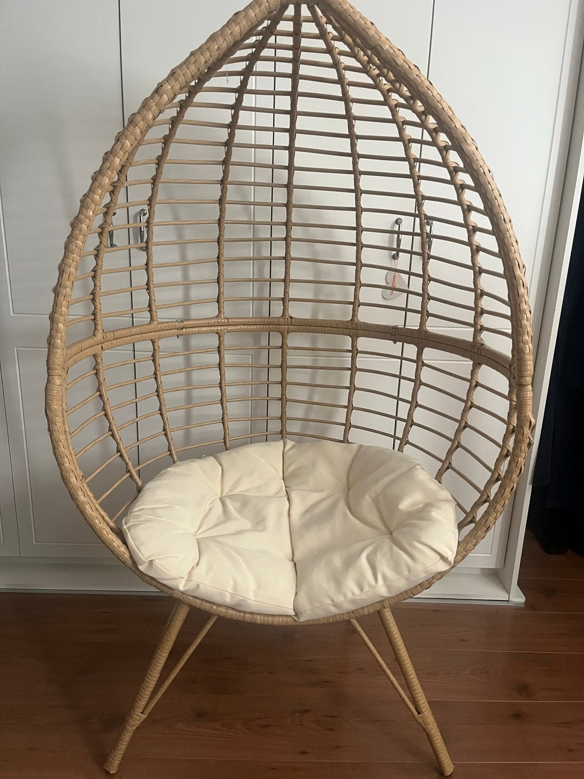 Rotan Egg Chair met Kussen - Zo goed als nieuw, Overige kleuren, Riet of Rotan, Ophalen of Verzenden, Zo goed als nieuw