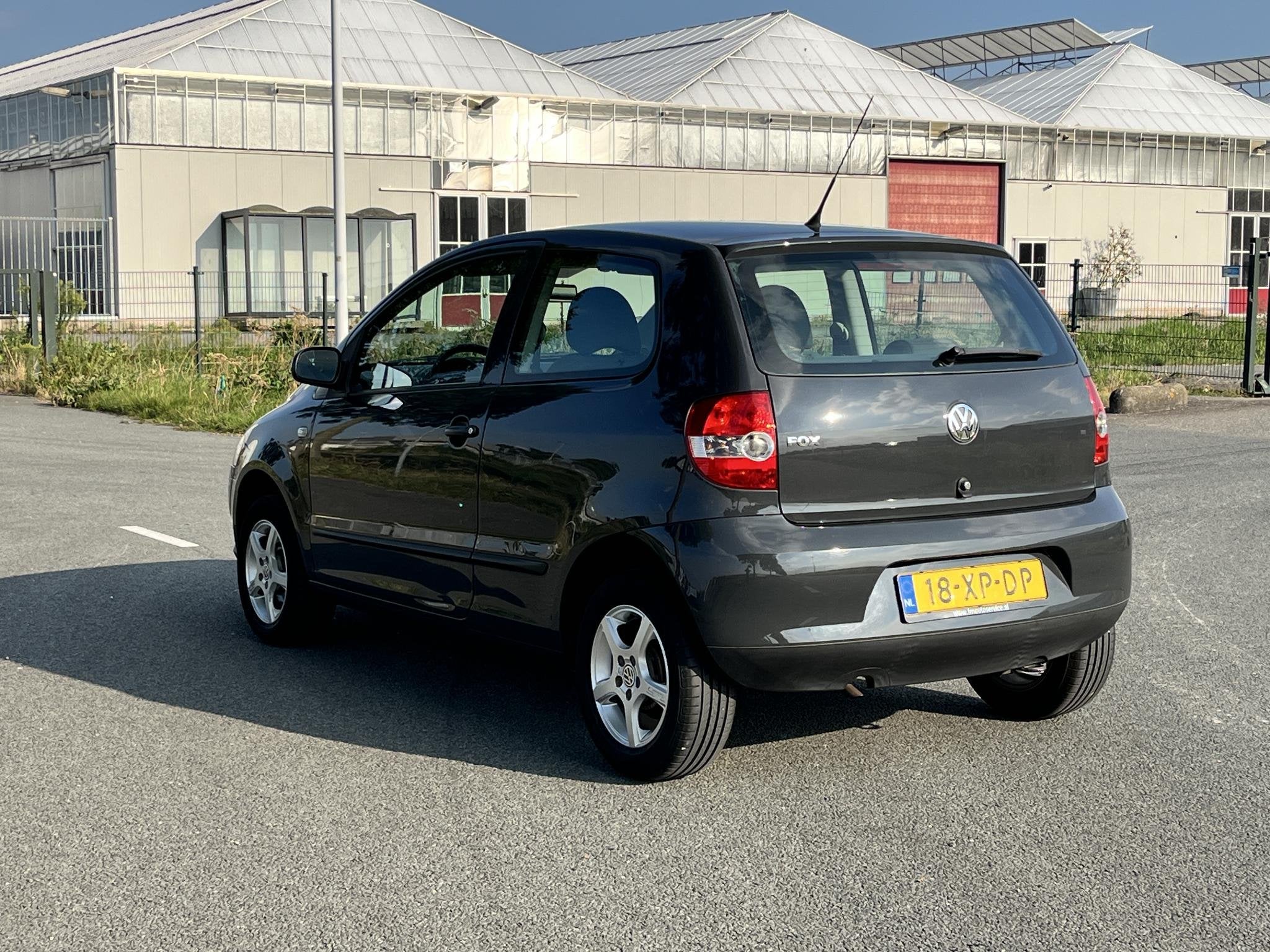 Volkswagen Fox 1.2 Trendline, Auto's, Volkswagen, Voorwielaandrijving, Stof, Zwart, 4 stoelen