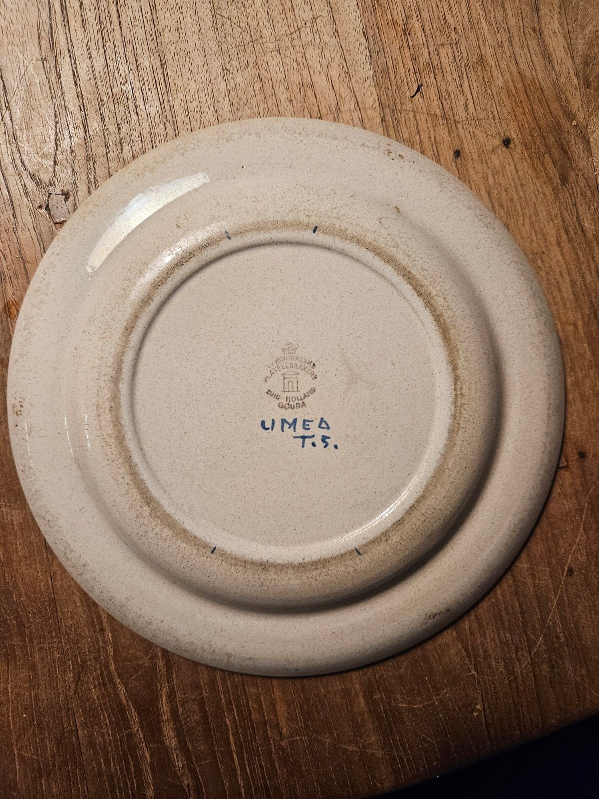 Vintage Gouda Holland Umea T.S. bord met bloemmotief, Ophalen of Verzenden