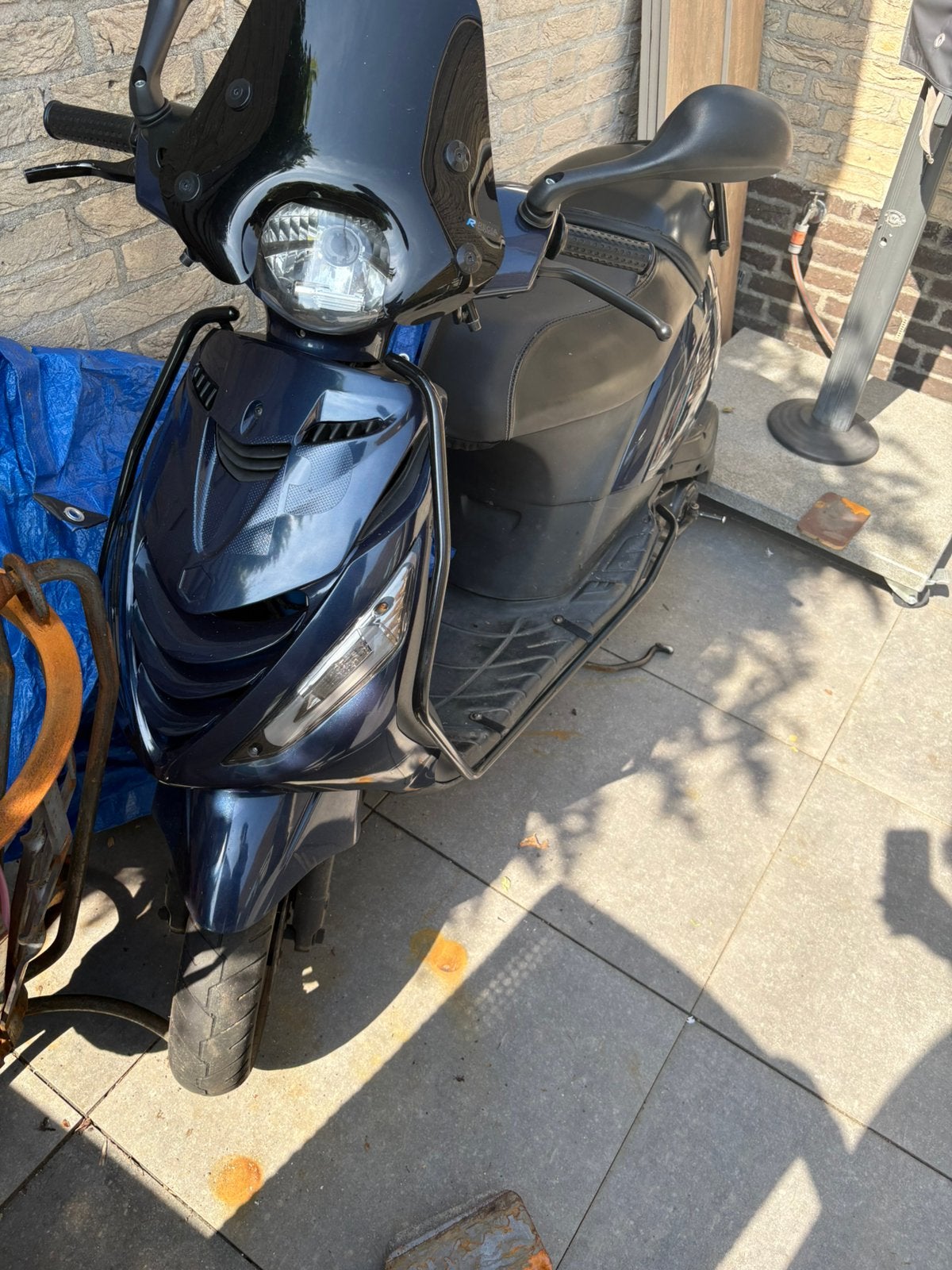 Piaggio Zip 80cc, Fietsen en Brommers, Scooters | Piaggio, Ophalen, Zo goed als nieuw, Benzine, Zip