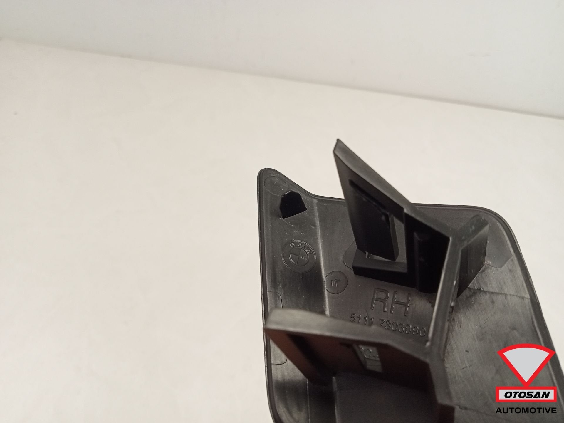 BMW X5 F15 2016 Koplampsproeier Rechts Afdekkap, Petuelring 130
80788  Munich, DE, Gebruikt, Info@bmw.de, Ophalen of Verzenden