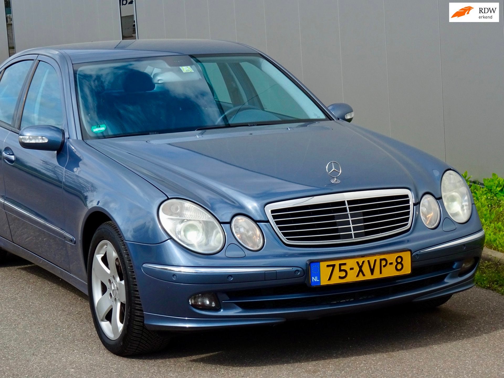 Mercedes-Benz E-klasse 500 | LUCHTV | DISTRONIC | KEYLESS-GO, Auto's, Mercedes-Benz, Automaat, Achterwielaandrijving, Gebruikt