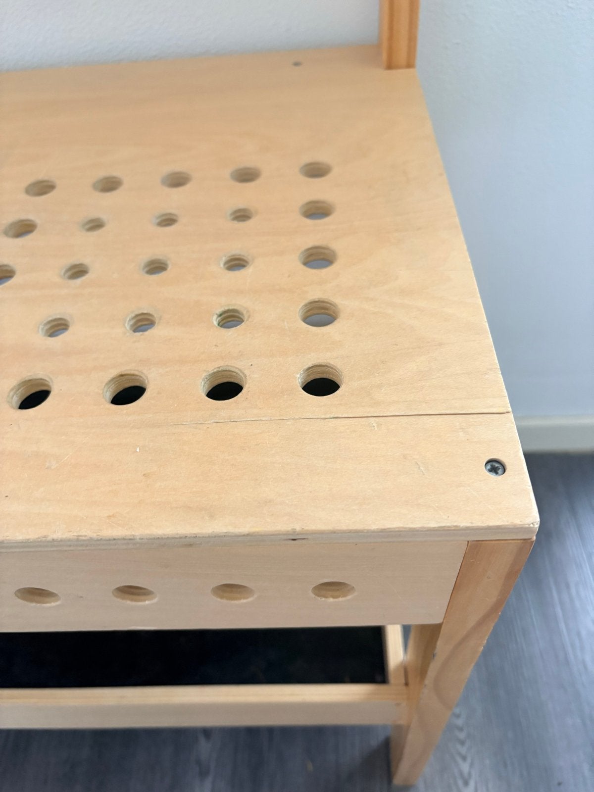Houten kinderwerkbank met opbergruimte, Kinderen en Baby's, Speelgoed | Overig, Ophalen, Gebruikt, Jongen of Meisje