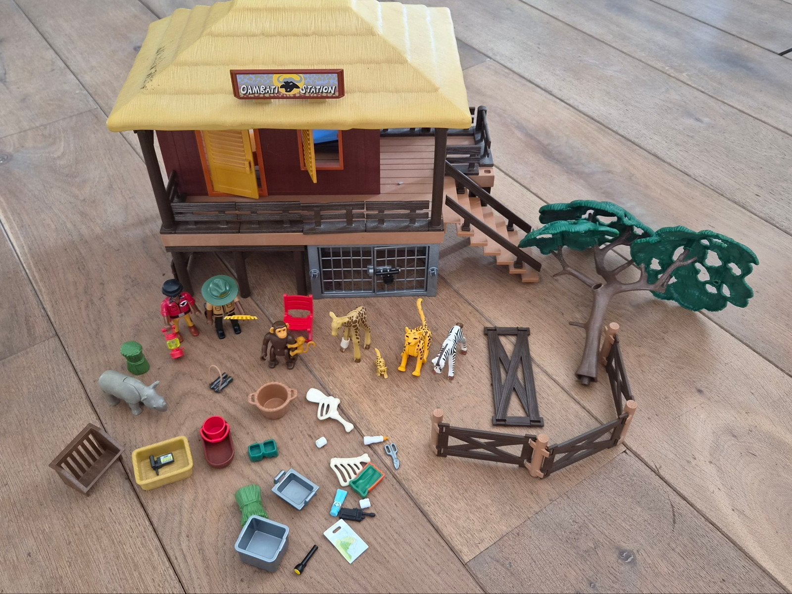 Playmobil 4826 Safari Lodge / Gambia Station -Bijna compleet, Ophalen of Verzenden