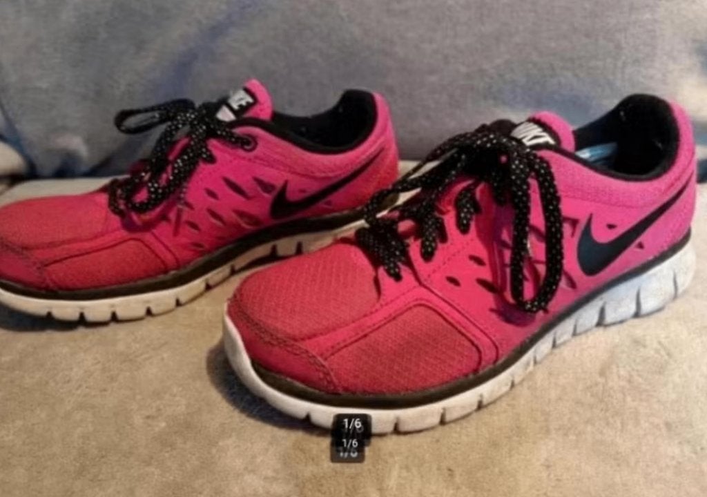 Nike hardloopschoenen maat 36 (23cm) sportschoenen, Sport en Fitness, Loopsport en Atletiek, Gebruikt, Ophalen of Verzenden, Hardloopschoenen