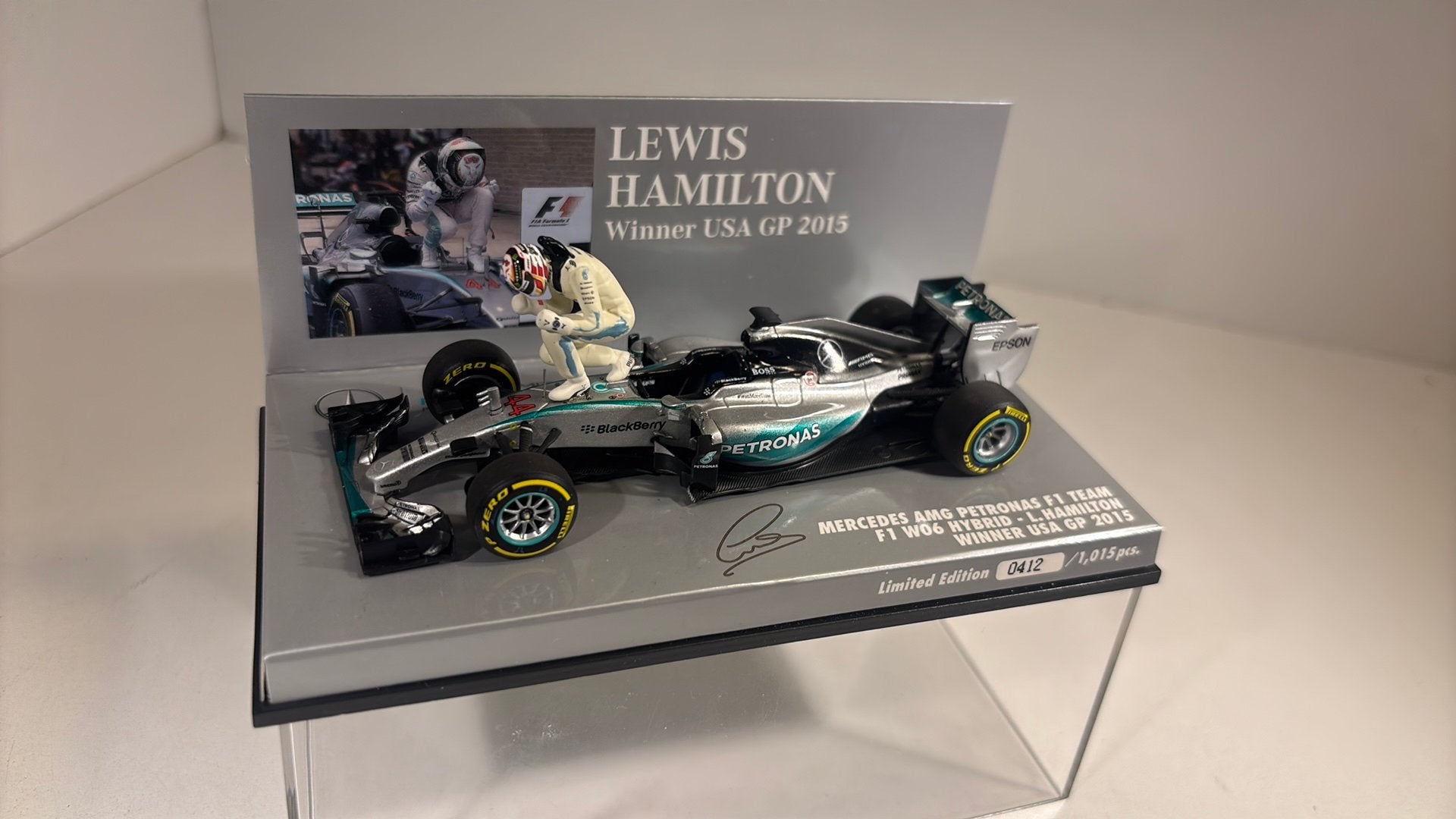 F1 mercedes amg w06 L.Hamilton win usa 2015 minichamps 1.43