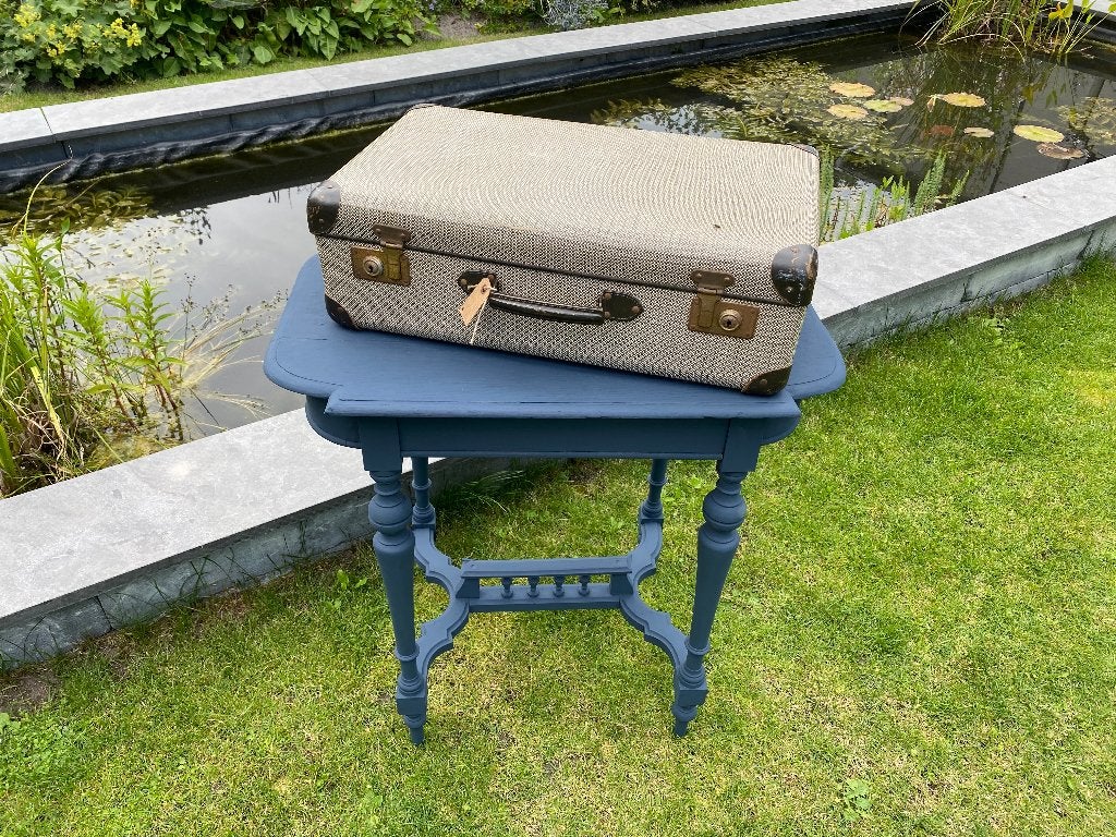 Koffer - grijs geruit - zwarte afwerking - afm. 60 x 40 x 18, Ophalen of Verzenden