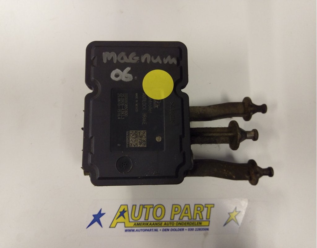 Chrysler 300C ABS pomp 2006-2007, Gebruikt, PO Box 21-8004 | Auburn Hills, MI 48321-8004, Chrysler, Ophalen of Verzenden