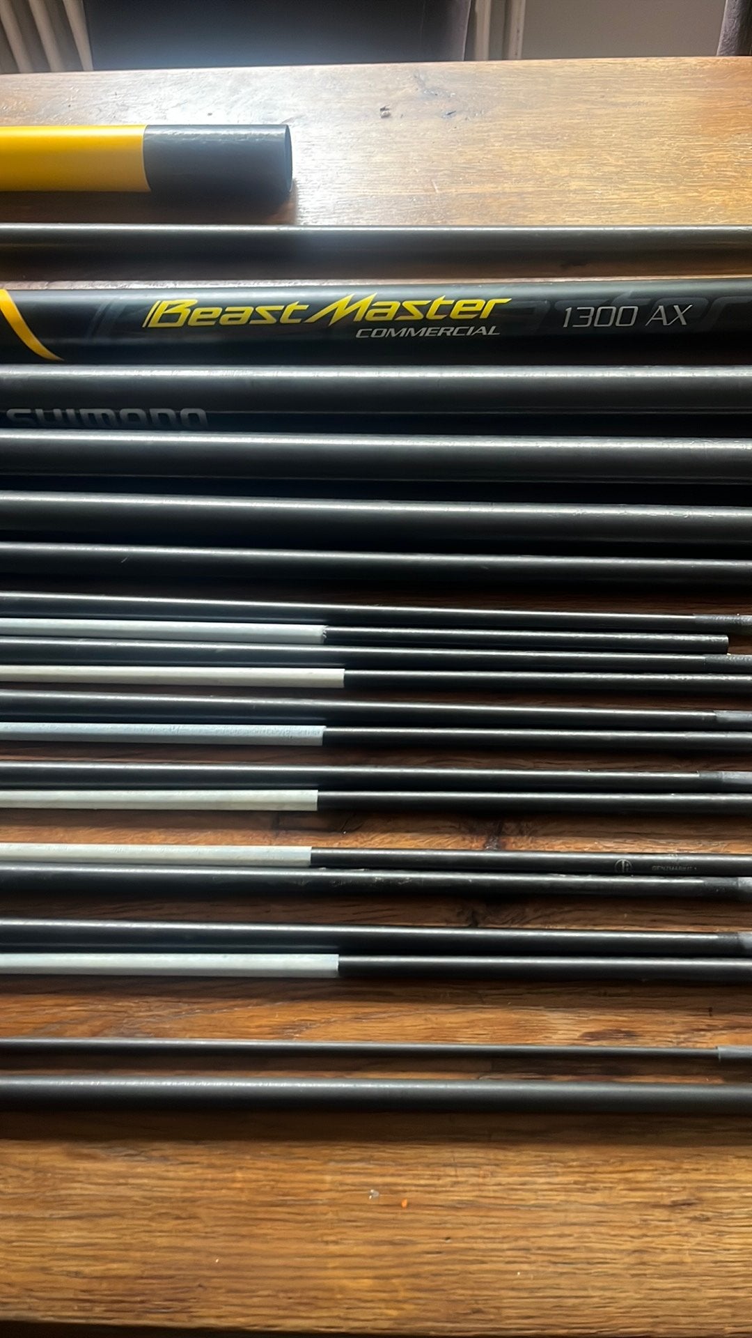 Shimano beastmaster 1300 vaste stok, Ophalen, Zo goed als nieuw, Vaste hengel