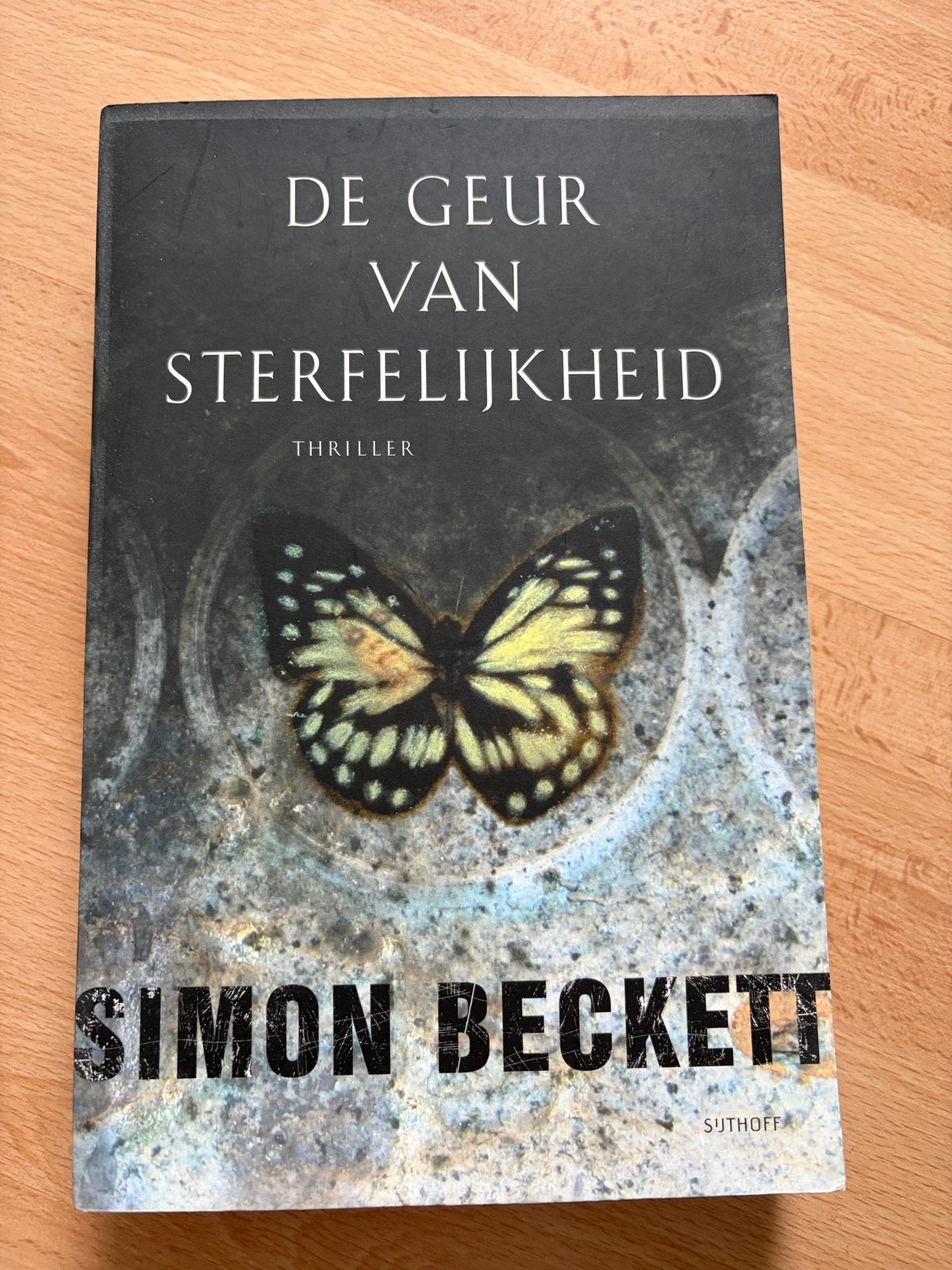 De Geur van Sterfelijkheid - Simon Beckett (Thriller), Boeken, Ophalen of Verzenden, Zo goed als nieuw, Europa overig