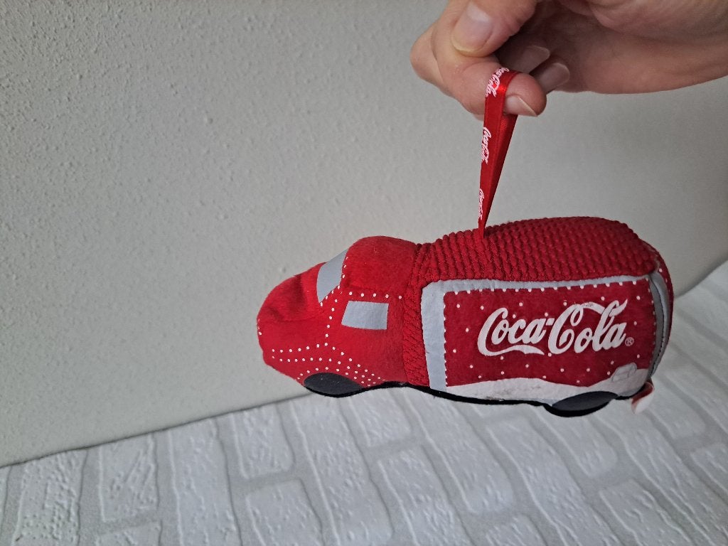 Coca Cola Vrachtwagen Kerstbal van Stof, Ophalen of Verzenden, Zo goed als nieuw, Gebruiksvoorwerp
