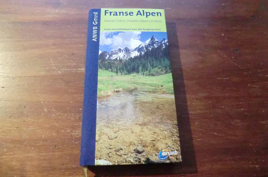 reisgids - Franse Alpen - anwb goud (2012) / Lyon, Genève, Boeken, Europa, Ophalen of Verzenden, Zo goed als nieuw, Reisgids of -boek