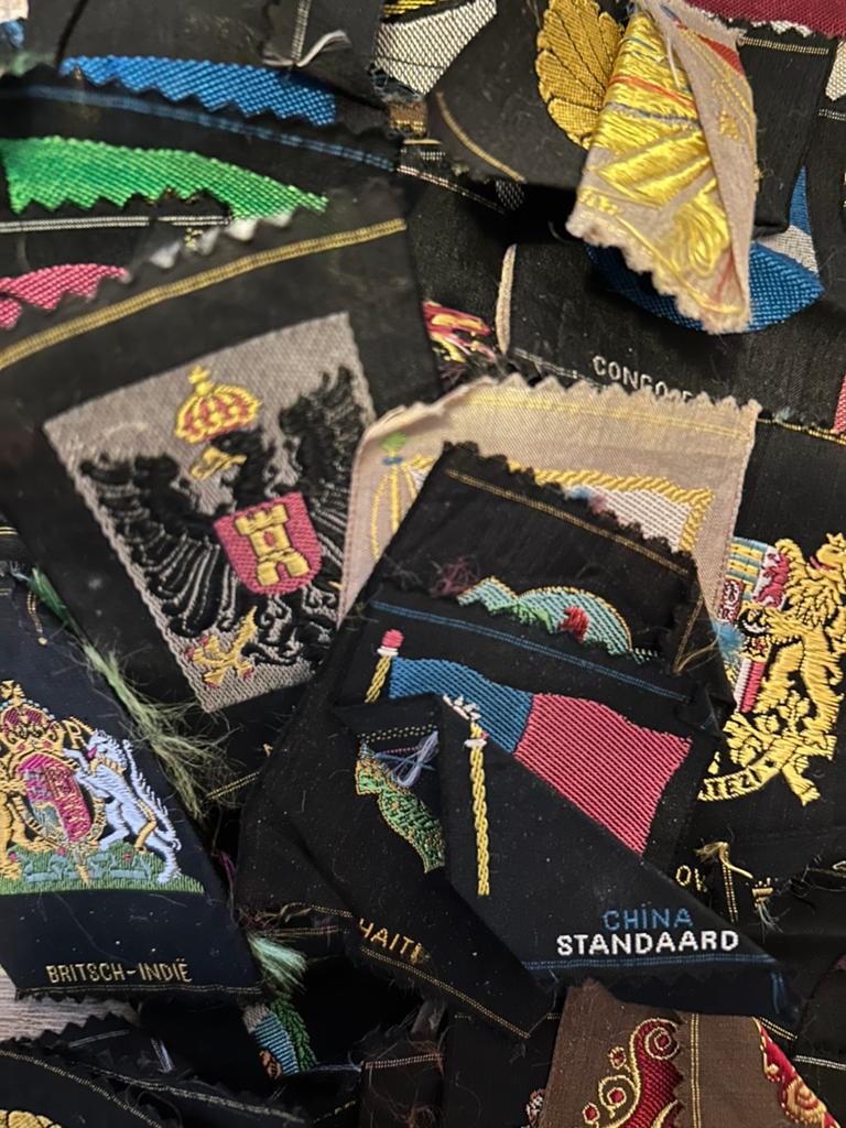Verzameling geborduurde emblemen/patches 🇦🇹⚔️🌻, Ophalen of Verzenden, Nieuw