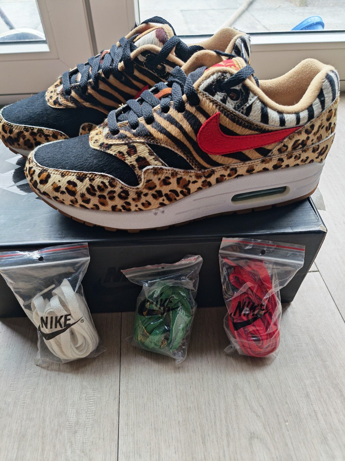 Nike Air Max 1 Atmos Animal Pack 2.0 EU42, Kleding | Heren, Schoenen, Overige kleuren, Nike, Nieuw, Ophalen of Verzenden