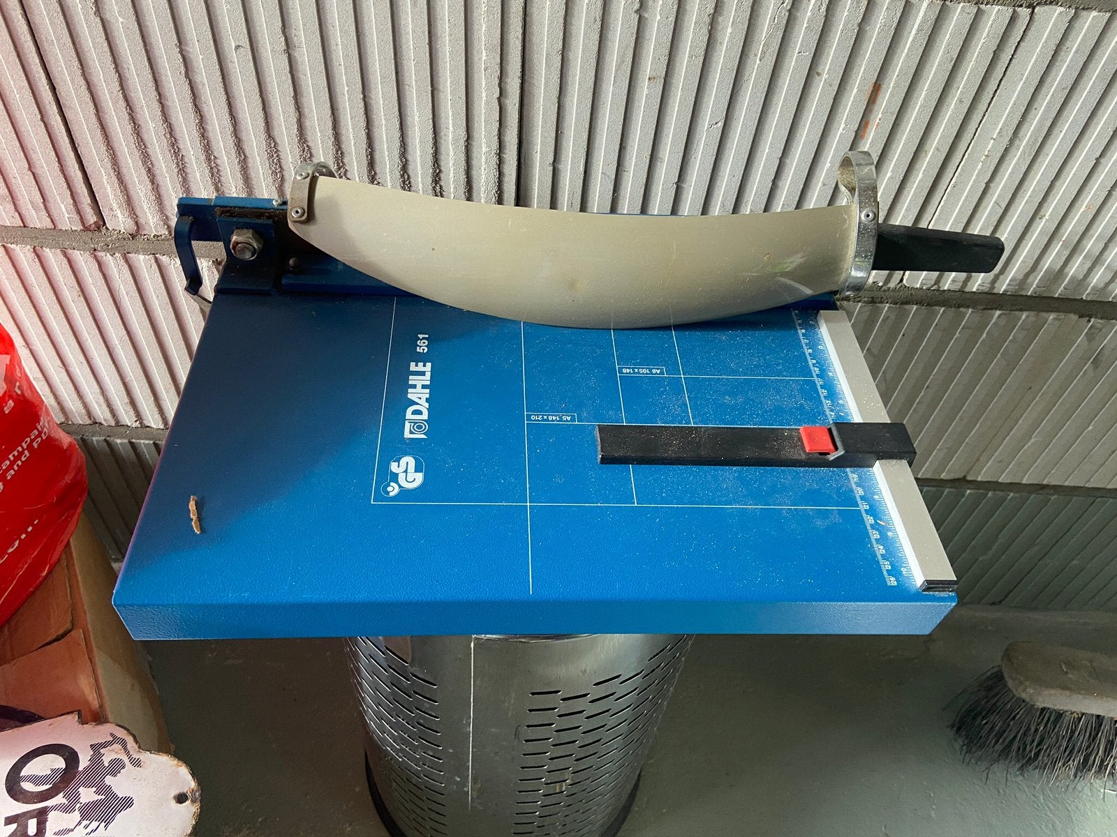 Dahle 561 Papiersnijder snijmachine hefboomsnijmachine bords, Ophalen of Verzenden, Gebruikt
