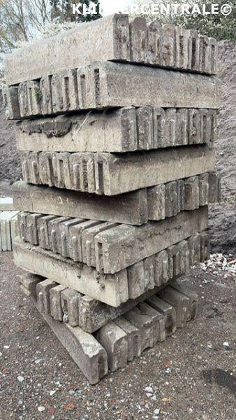 250 st gebruikte gazonbanden 10x20x100cm betonbanden opsluit, Tuin en Terras, Bij dit gebruikte product niet te achterhalen, Gebruikt