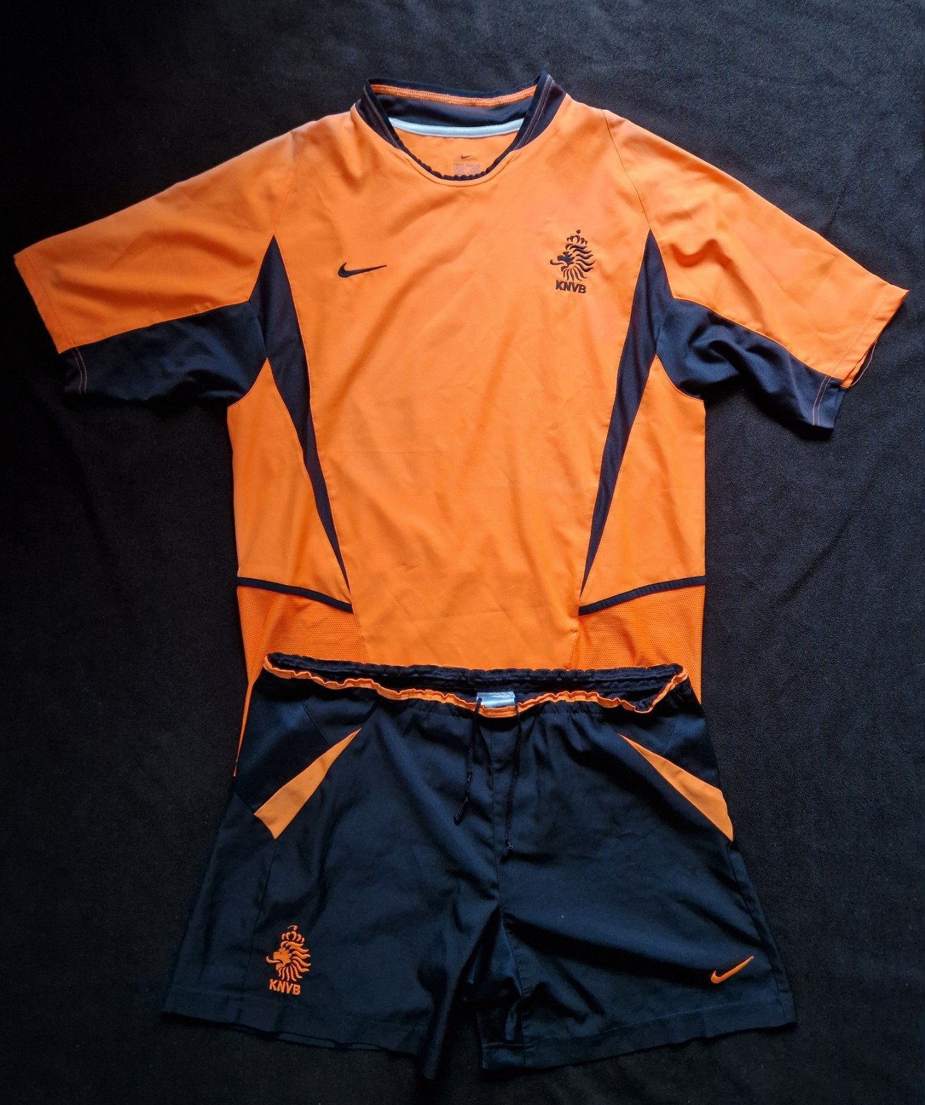 Nederlands elftal tenue 2002 KNVB Oranje shirt broekje, Maat 48/50 (M), Nike, Oranje, Ophalen of Verzenden