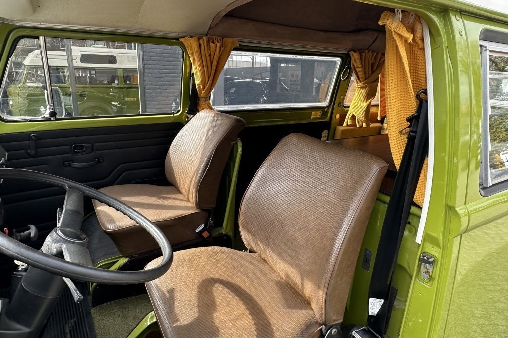 Volkswagen 231 KAMPEERAUTO T2 Westfalia ORIGINEEL 70's Uniek, Ringverwarming, Volkswagen, Berliner Ring 2
D‑48336  Wolfsburg, DE