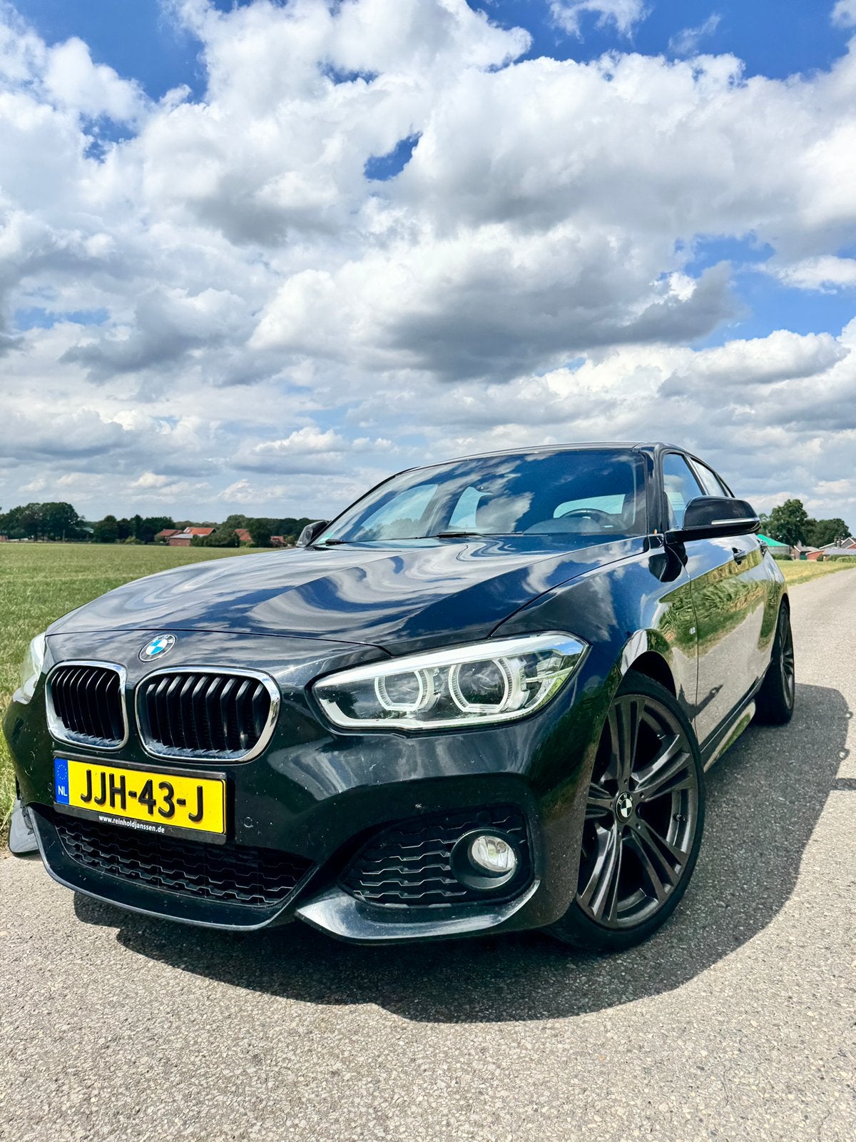BMW 118d F20 LCI High Executive M Sport Shadow Line, 1-Serie, 4 cilinders, Alcantara, Zwart