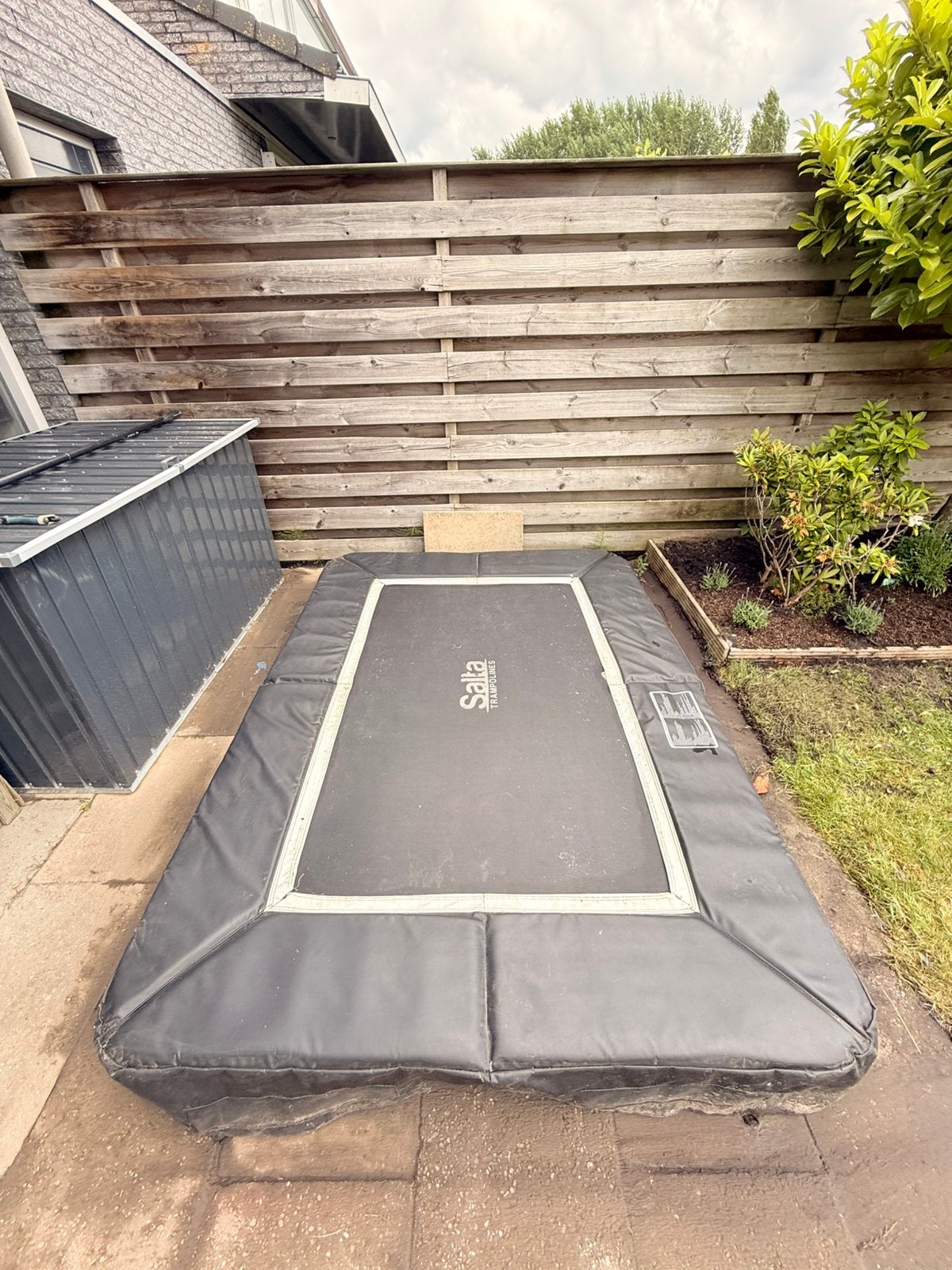 Inbouw / ingraaf trampoline 150x220x30 cm, Ophalen, Gebruikt