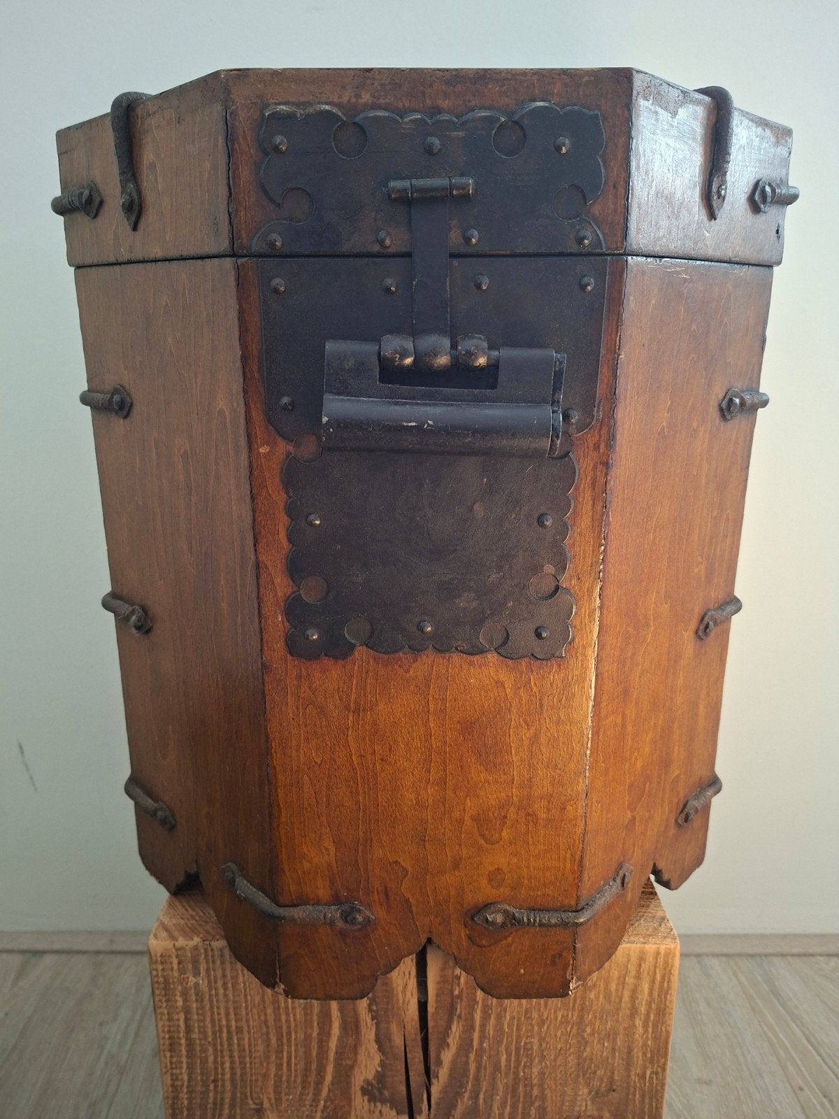 Oriental, Asian Storage box/hat box, Antiek en Kunst, Ophalen of Verzenden