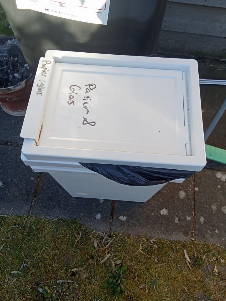 IKEA Filur bakken met deksel voor afvalscheiding, Ophalen, Kunststof, Gebruikt, 40 liter of meer