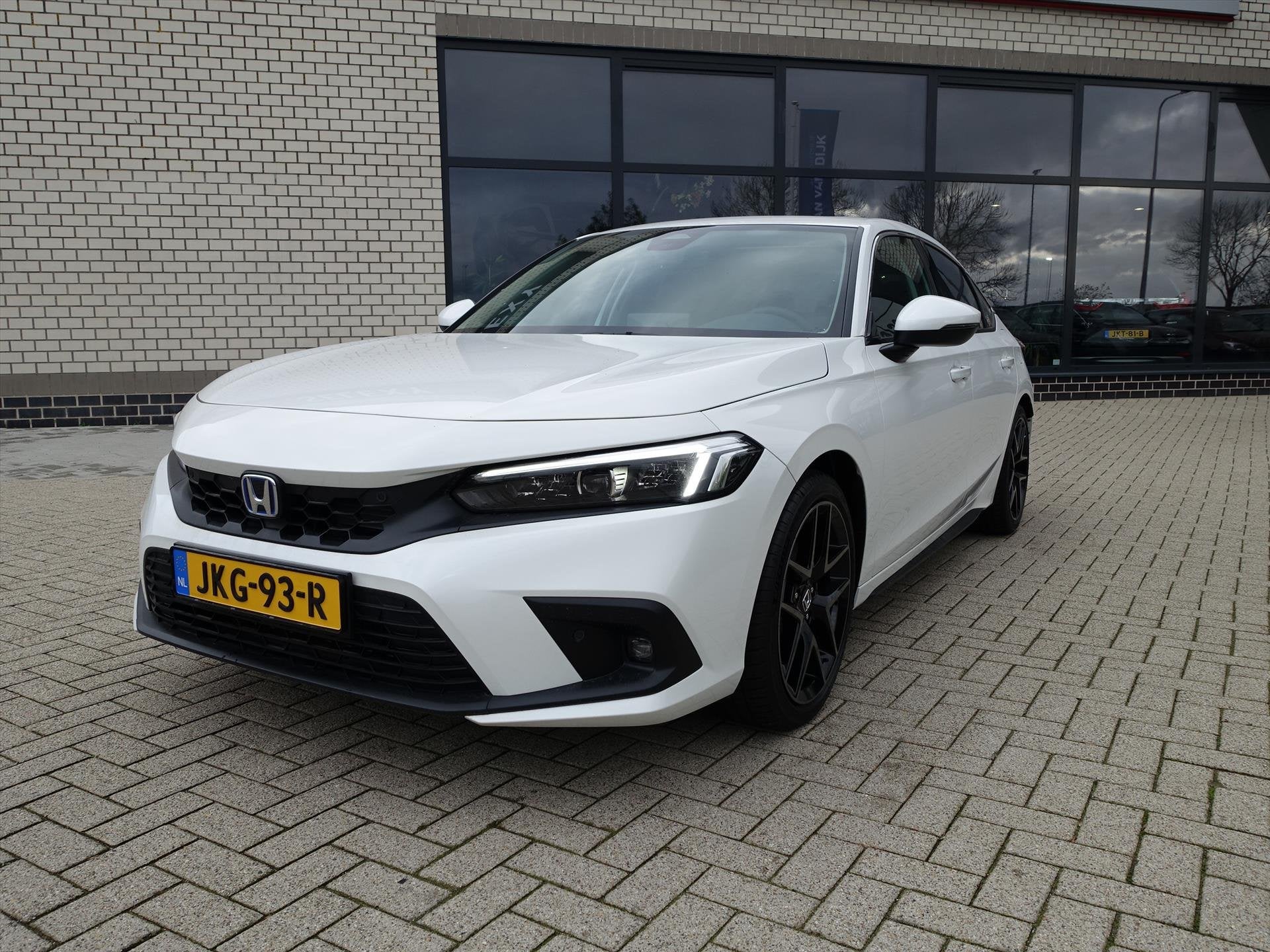 HONDA Civic 2.0 HYBRID 184PK eCVT Advance Rijklaarprijs in P, Auto's, Gebruikt, Wit, Bedrijf, Parkeercamera