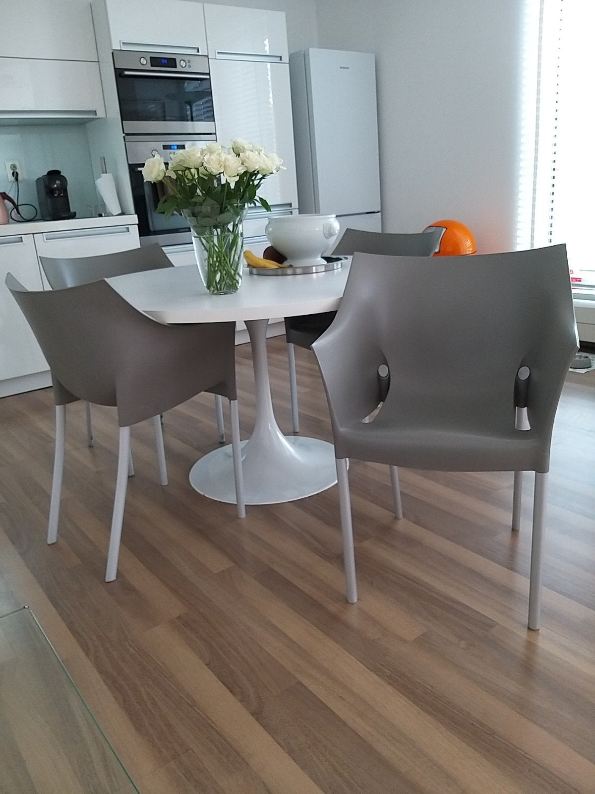 Kartell Dr-No design stoelen, p.s.55 euro, Huis en Inrichting, Ophalen, Gebruikt, Grijs, Modern design