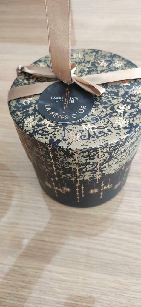 Luxury Bath giftset, helemaal nieuw, Ophalen of Verzenden, Nieuw, Bad & Douche