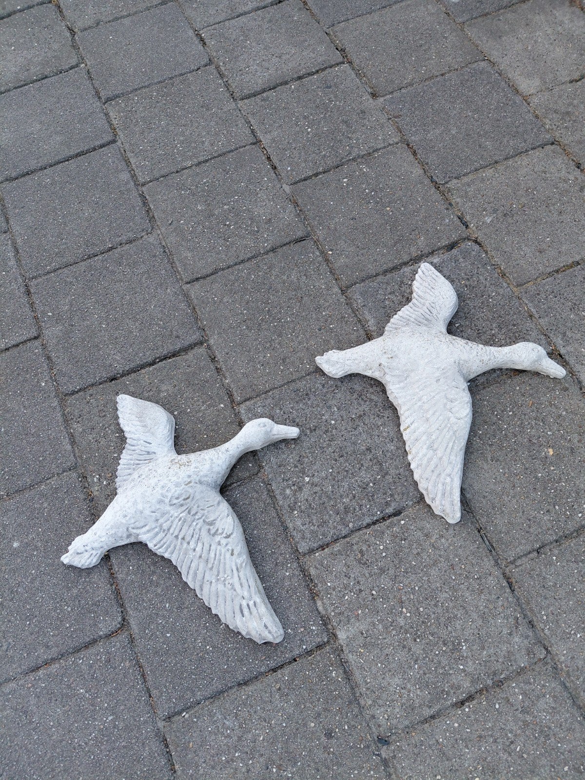 2 vliegende vogels, Tuin en Terras, Ophalen, Gebruikt, Steen, Dierenbeeld