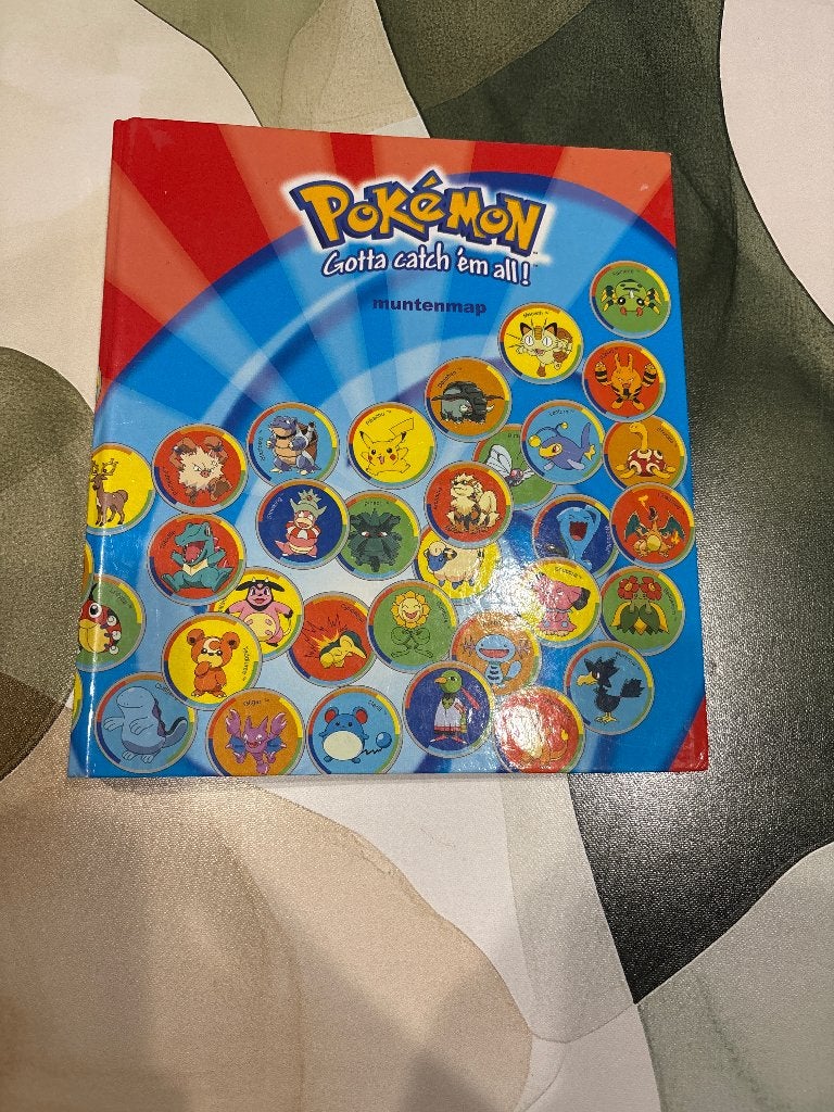 Pokemon muntenmap, Ophalen of Verzenden, Zo goed als nieuw