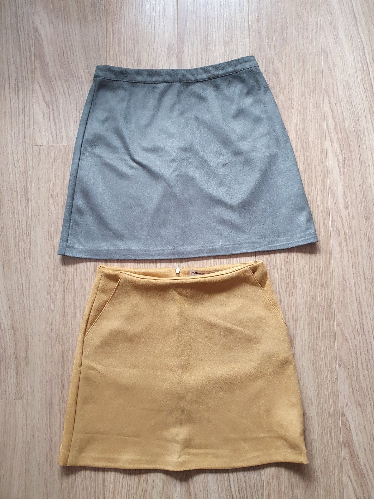2 suede rokjes, ZGAN, maat M, Ophalen of Verzenden